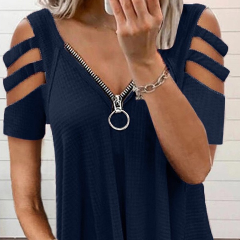 Chic me waffle cold shoulder tunic
